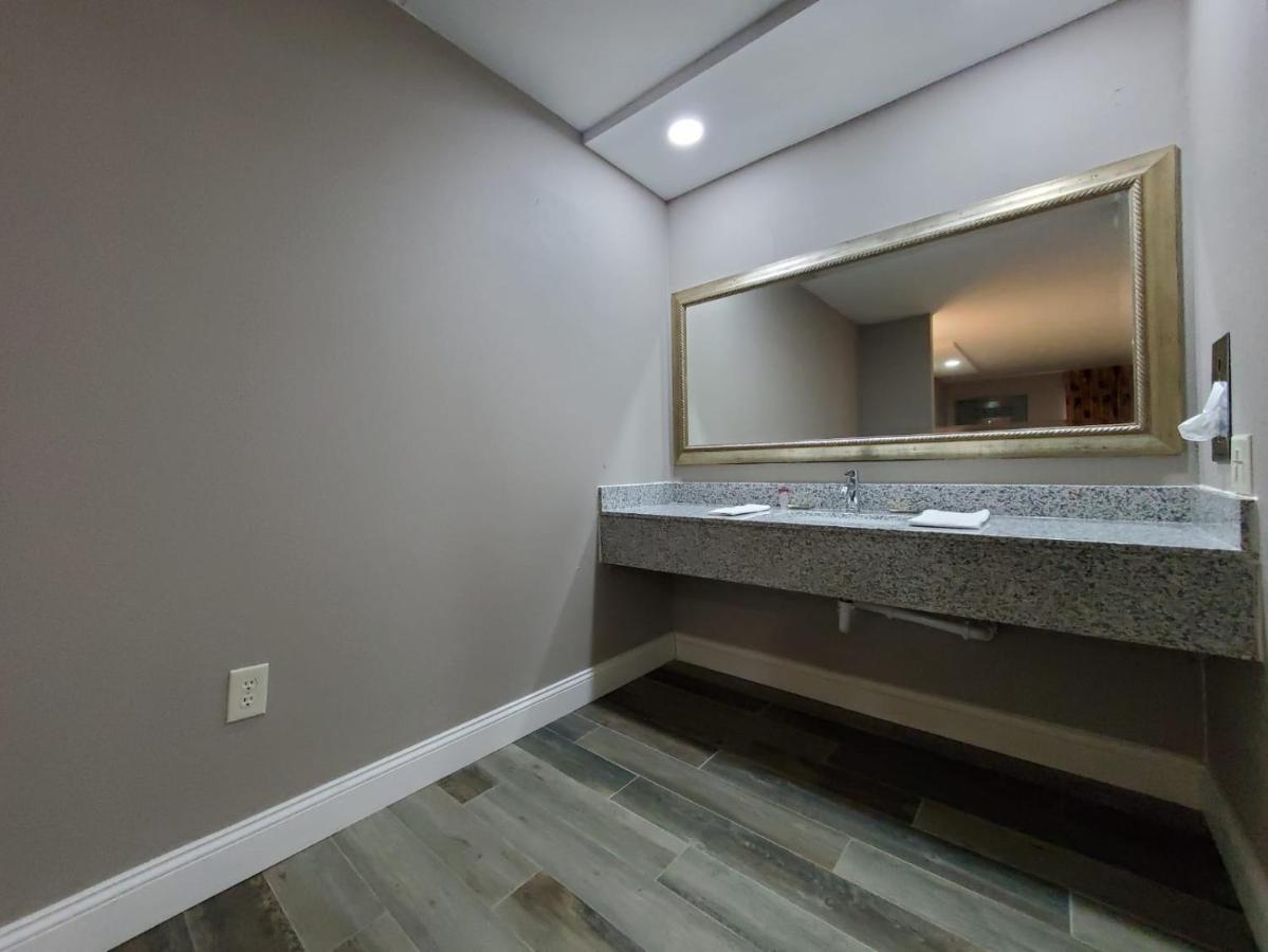 Scottish Inns & Suites 스프링데일 외부 사진